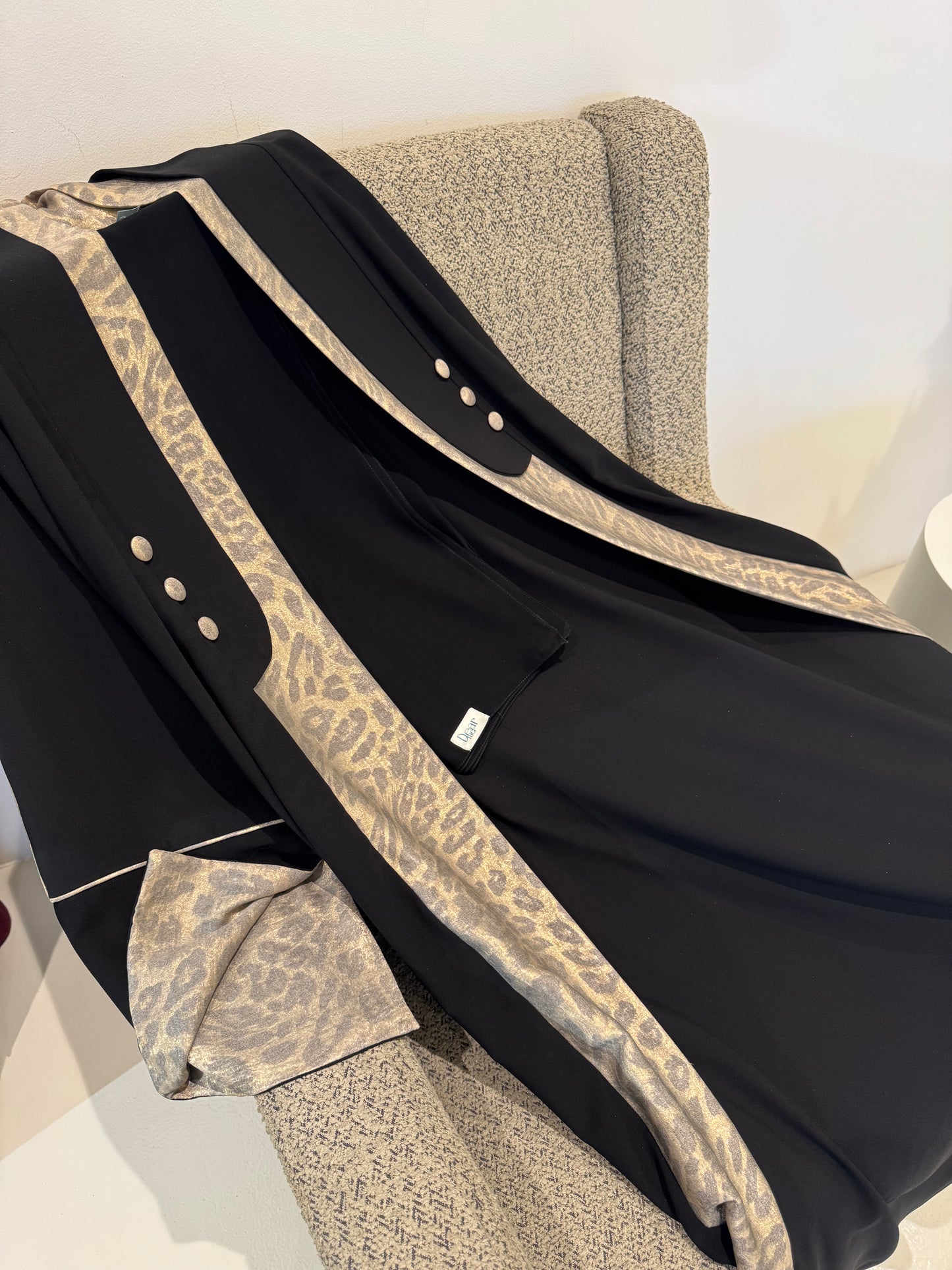 Tiger Abaya